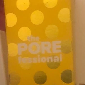 Benefit the pore fessional tight and tone